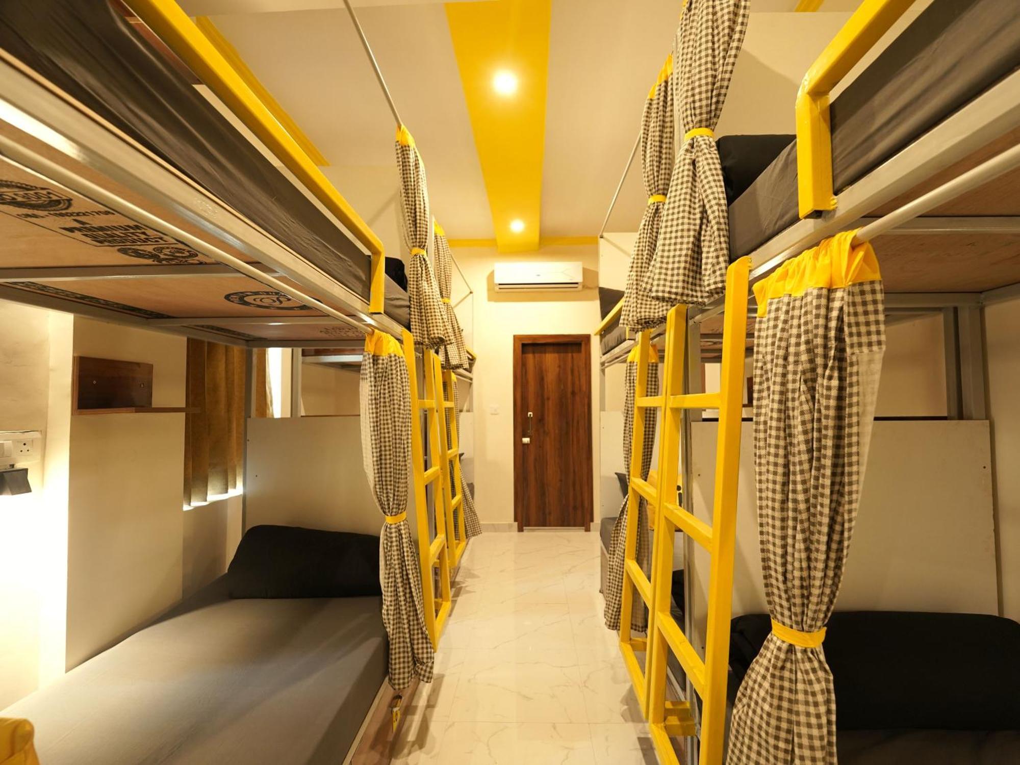 The Hosteller Rishikesh, Upper Tapovan Eksteriør bilde
